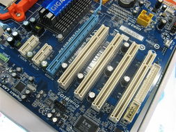 技嘉GA-M720-ES3 Rev. 1.0主板產(chǎn)品圖片展示與簡(jiǎn)介